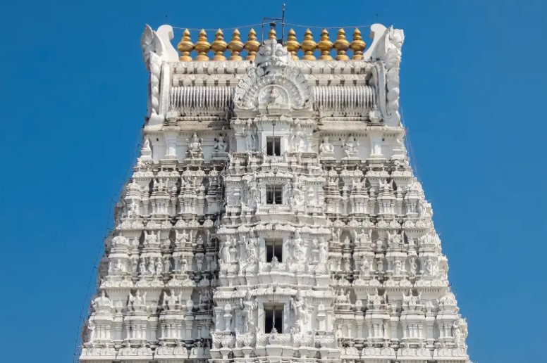 NGRcarRentalsTirupatigovindhrajtemple